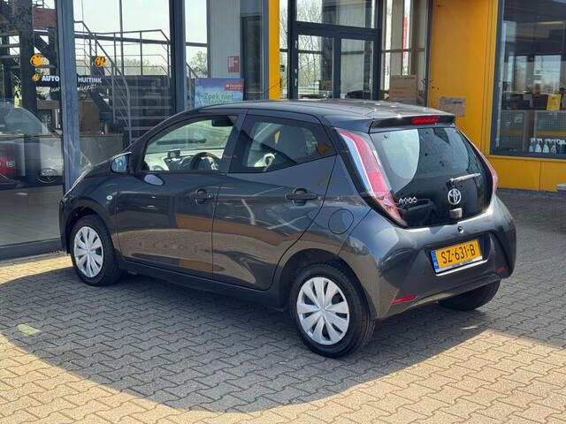 Toyota AYGO 1.0 VVT-i X-Fun - airco - 5drs - elek. ramen