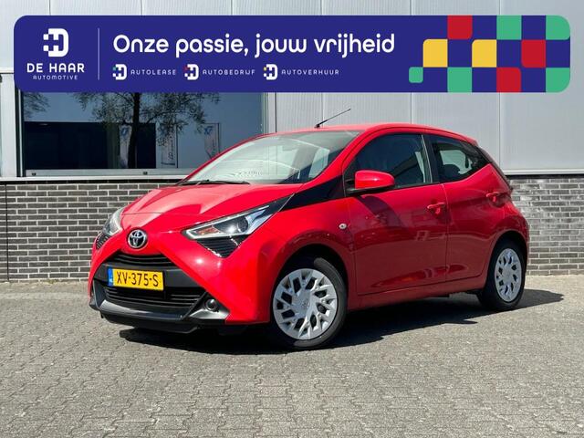 Toyota AYGO 1.0 VVT-I X-Play - Trekhaak - Achteruitrijcamera - Carplay