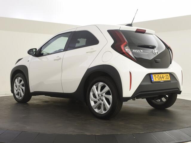 Toyota AYGO 1.0 VVT-i MT first Edition | Camera | LM Velgen