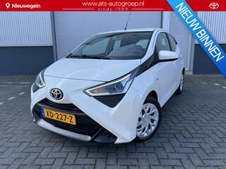 toyota-aygo-1.0-vvt-i-x-play--btw-