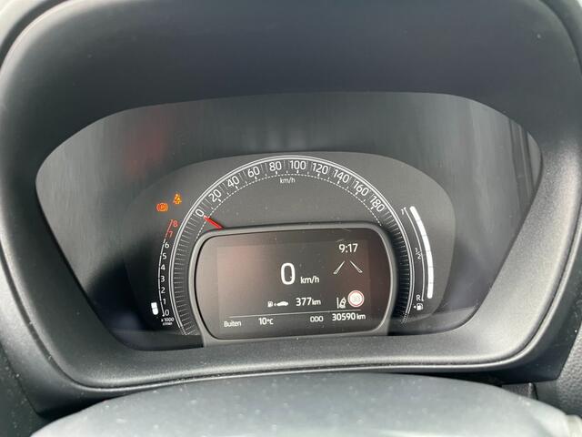 Toyota AYGO 1.0 VVT-I Play Navi Carplay Camera Led 5-Deurs Airco