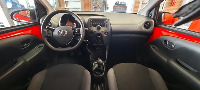Toyota AYGO 1.0 VVT-i x-fun