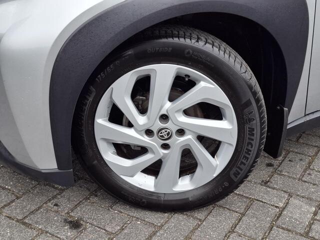 Toyota AYGO X 1.0 VVT-i MT Pulse Plus | LED | Stoelverwarming | Climate control | Carplay |