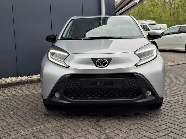 Toyota AYGO X 1.0 VVT-i MT Pulse Plus | LED | Stoelverwarming | Climate control | Carplay |