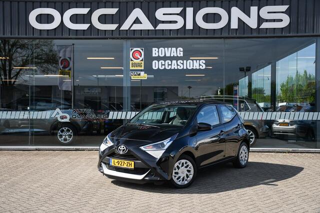 Toyota AYGO 1.0 VVT-i x-play APPLE CARPLAY/ HILL HOLD/ LED