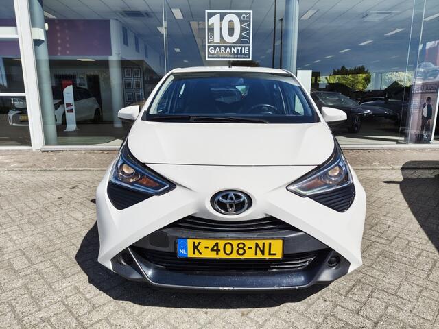 Toyota AYGO 1.0 VVT-i x-play Automaat | Android Auto, Apple Carplay | Achter