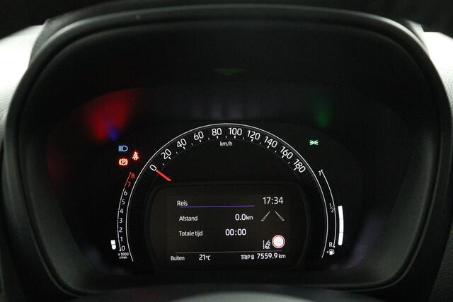 Toyota AYGO X 1.0 VVT-i MT Envy | Apple Carplay/Android Auto | Fietsendragerbeugel | Navigatie | Parkeercamera |
