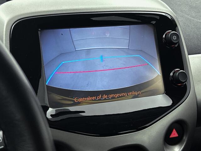 Toyota AYGO 1.0 VVT-i x-play | Automaat |