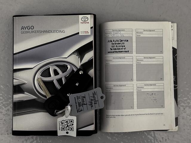 Toyota AYGO 1.0 VVT-i x-play | Automaat |