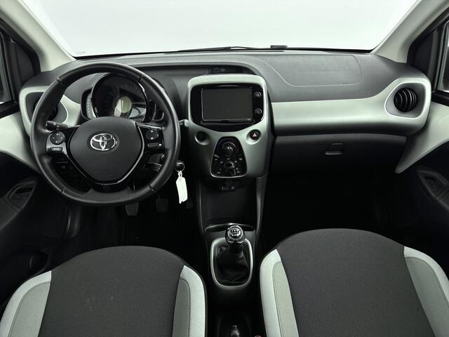 Toyota AYGO 1.0 VVT-i x-nav