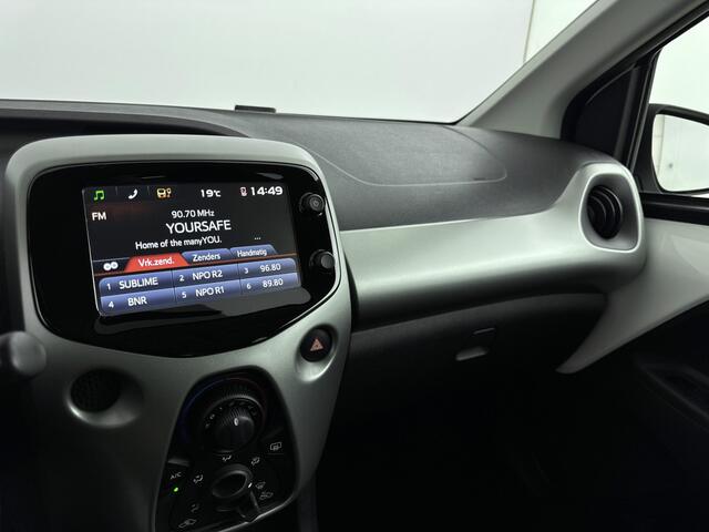 Toyota AYGO 1.0 VVT-i x-nav