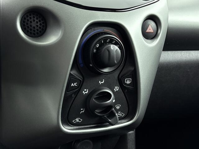 Toyota AYGO 1.0 VVT-i x-nav