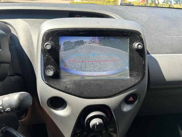Toyota AYGO 1.0 VVT-I X-PLAY