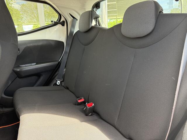Toyota AYGO 1.0 VVT-i x-now