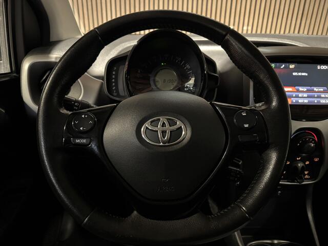 Toyota AYGO 1.0 VVT-i x-play Airco.Navi.Led.Elecpakket.LMV!!