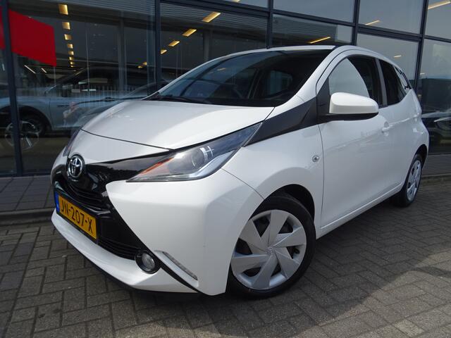 Toyota AYGO 1.0 VVT-i x-wave OPEN DAK