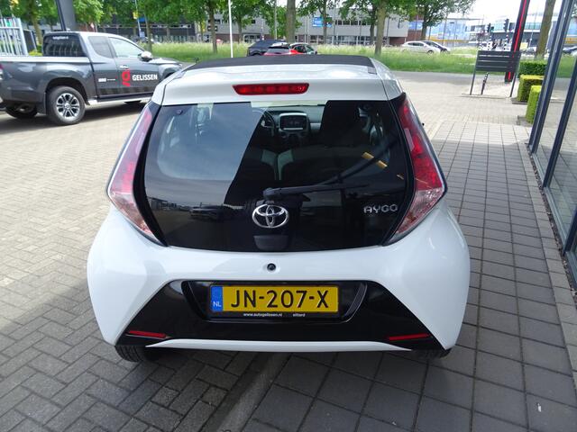 Toyota AYGO 1.0 VVT-i x-wave OPEN DAK