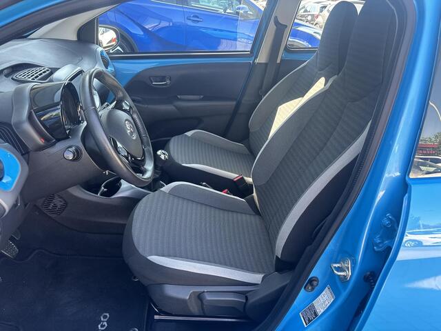 Toyota AYGO 1.0 VVT-i x-play | Apple CarPlay/Android Auto | Eerste eigenaar | 100% onderhouden | Toyota garantie tot 2030!