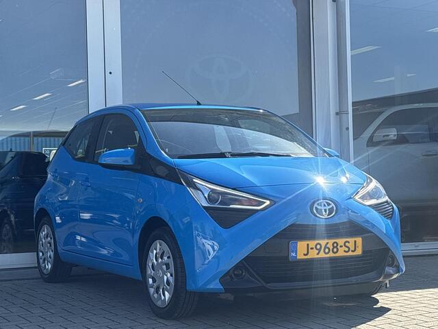 Toyota AYGO 1.0 VVT-i x-play | Apple CarPlay/Android Auto | Eerste eigenaar | 100% onderhouden | Toyota garantie tot 2030!