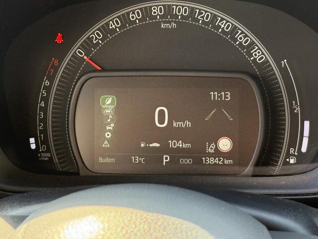 Toyota AYGO X 1.0 VVT-i S-CVT first | Automaat | LED | Apple Carplay | Camera | Adapt Cruise | Airco | Stoelverwarming