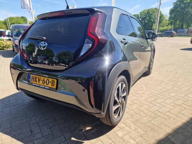Toyota AYGO 1.0 VVT-I Premium Camera Navi Apple DAB 17LM Black Line