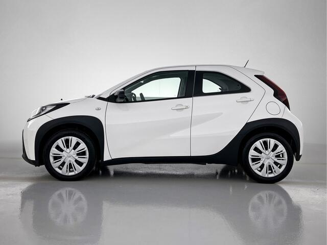 Toyota AYGO X 1.0 VVT-i S-CVT Play