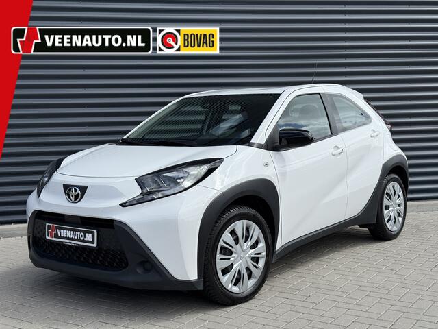 Toyota AYGO X 1.0 VVT-i MT Play Camera/Apple/Stoelwarm/Keyless