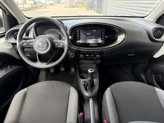 Toyota AYGO X 1.0 VVT-i MT Play Camera/Apple/Stoelwarm/Keyless