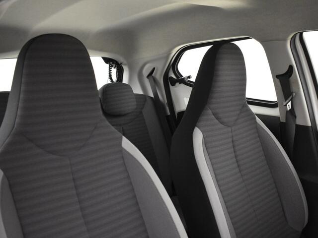 Toyota AYGO 1.0 VVT-i x-play