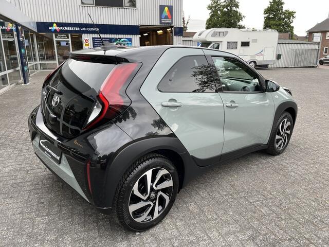 Toyota AYGO 1.0 VVT-i S-CVT Pulse | Navi | Camera | Parkeersensoren V+A