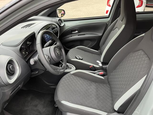 Toyota AYGO 1.0 VVT-i S-CVT Pulse | Navi | Camera | Parkeersensoren V+A