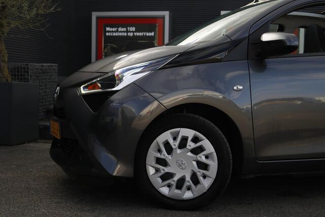 Toyota AYGO 1.0 VVT-i x-play cabrio
