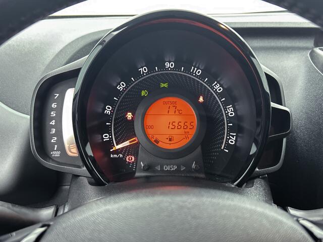 Toyota AYGO 1.0 VVT-i x-joy cabrio | 1e Eigenaar | Dealer Onderhouden | Open Dak | Apple Carplay / Android Auto | Climate Control |