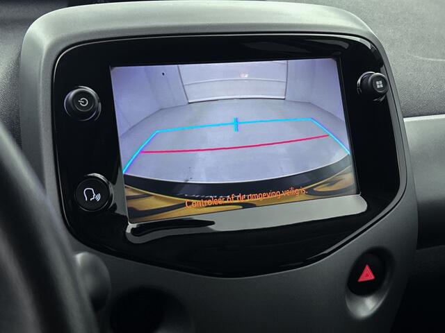 Toyota AYGO 1.0 VVT-i x-joy cabrio | 1e Eigenaar | Dealer Onderhouden | Open Dak | Apple Carplay / Android Auto | Climate Control |