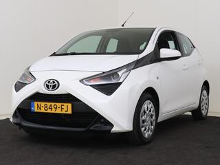 toyota-aygo-1.0-vvt-i-x-play-i-appl