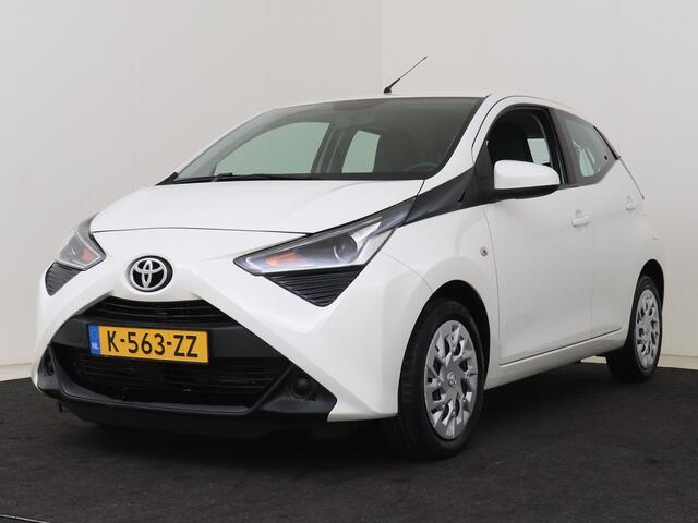 Toyota AYGO 1.0 VVT-i x-play I Apple Carplay/Android Auto I Airco I 5 Deurs I Zuinig I Elektrische ramen voor I