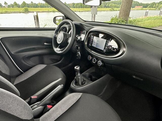 Toyota AYGO X 1.0 VVT-i MT Play | 9100 KM | Airco | Apple carplay | Android auto