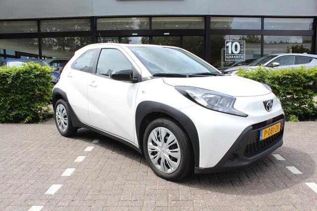 Toyota AYGO X 1.0 VVT-i MT Play | Rijklaar | Apple/Android | Camera | Airco | Adaptive cruise | NL-auto