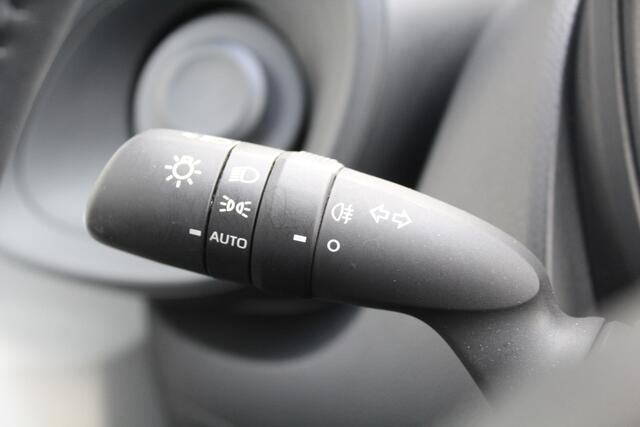 Toyota AYGO X 1.0 VVT-i MT Play | Rijklaar | Apple/Android | Camera | Airco | Adaptive cruise | NL-auto