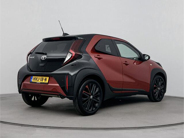Toyota AYGO X 1.0 VVT-i MT Premium JBL | Stoelverwarming | Climate Control | 18'' Lichtmetalen velgen | LED |