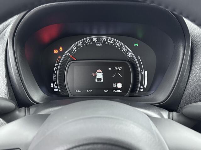 Toyota AYGO X 1.0 VVT-i MT Premium JBL | Stoelverwarming | Climate Control | 18'' Lichtmetalen velgen | LED |
