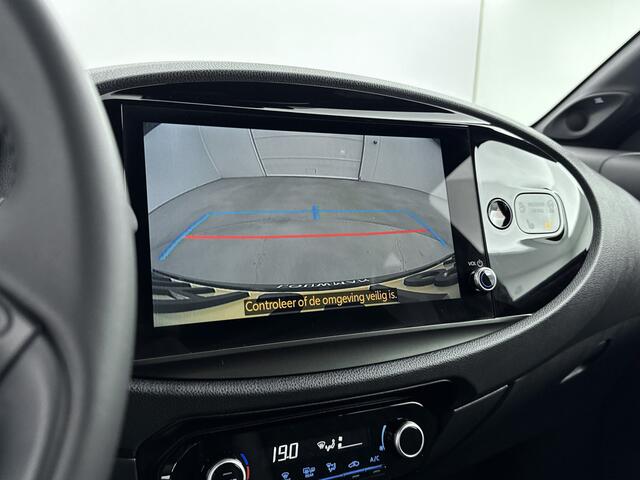 Toyota AYGO X 1.0 VVT-i MT Premium JBL | Stoelverwarming | Climate Control | 18'' Lichtmetalen velgen | LED |