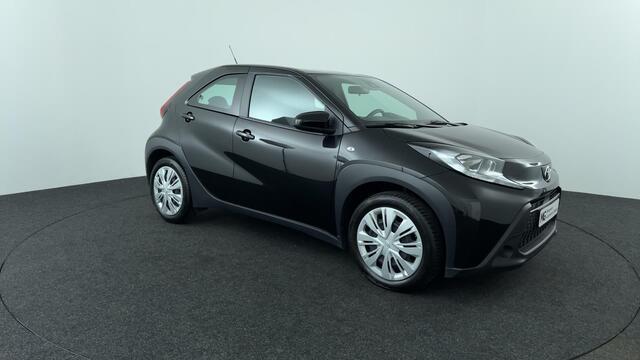 Toyota AYGO X 1.0 VVT-i MT Play