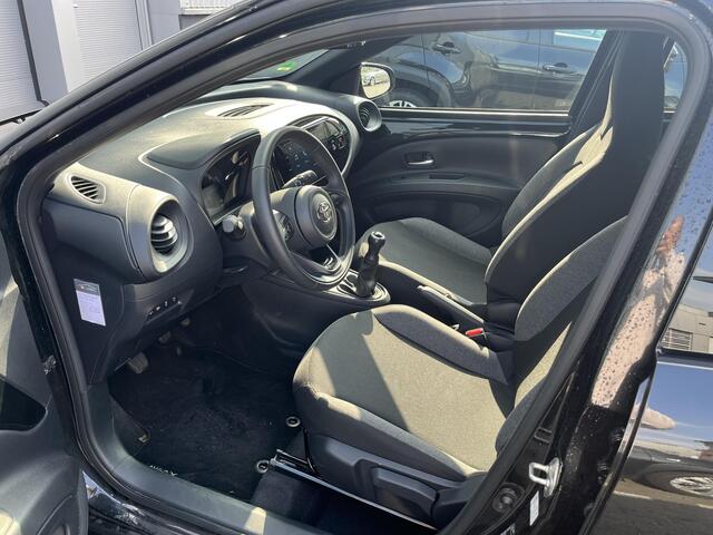 Toyota AYGO X 1.0 VVT-i MT Play | Allseason banden | Origineel Nederlandse auto | Garantie t/m 06-2034 of 200.000km