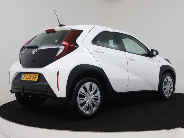 Toyota AYGO X 1.0 VVT-i MT Play | Trekhaak |