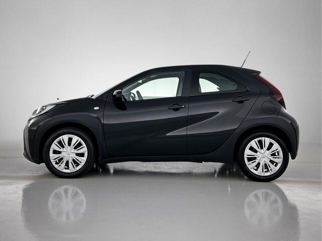 Toyota AYGO X 1.0 VVT-i MT Play Go