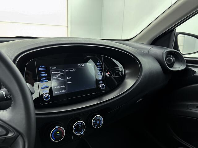 Toyota AYGO X 1.0 VVT-i MT Play Go