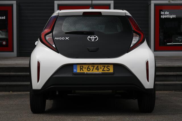 Toyota AYGO X 1.0 VVT-i MT Play
