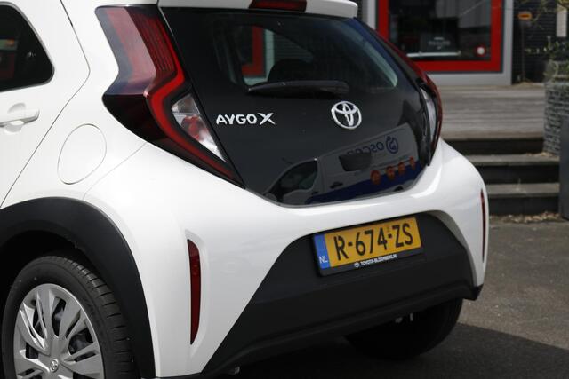 Toyota AYGO X 1.0 VVT-i MT Play