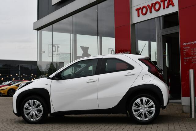 Toyota AYGO X 1.0 VVT-i S-CVT Play Automaat 72pk | Apple Carplay/Android Auto | Cruise control adaptief | BTW-auto |